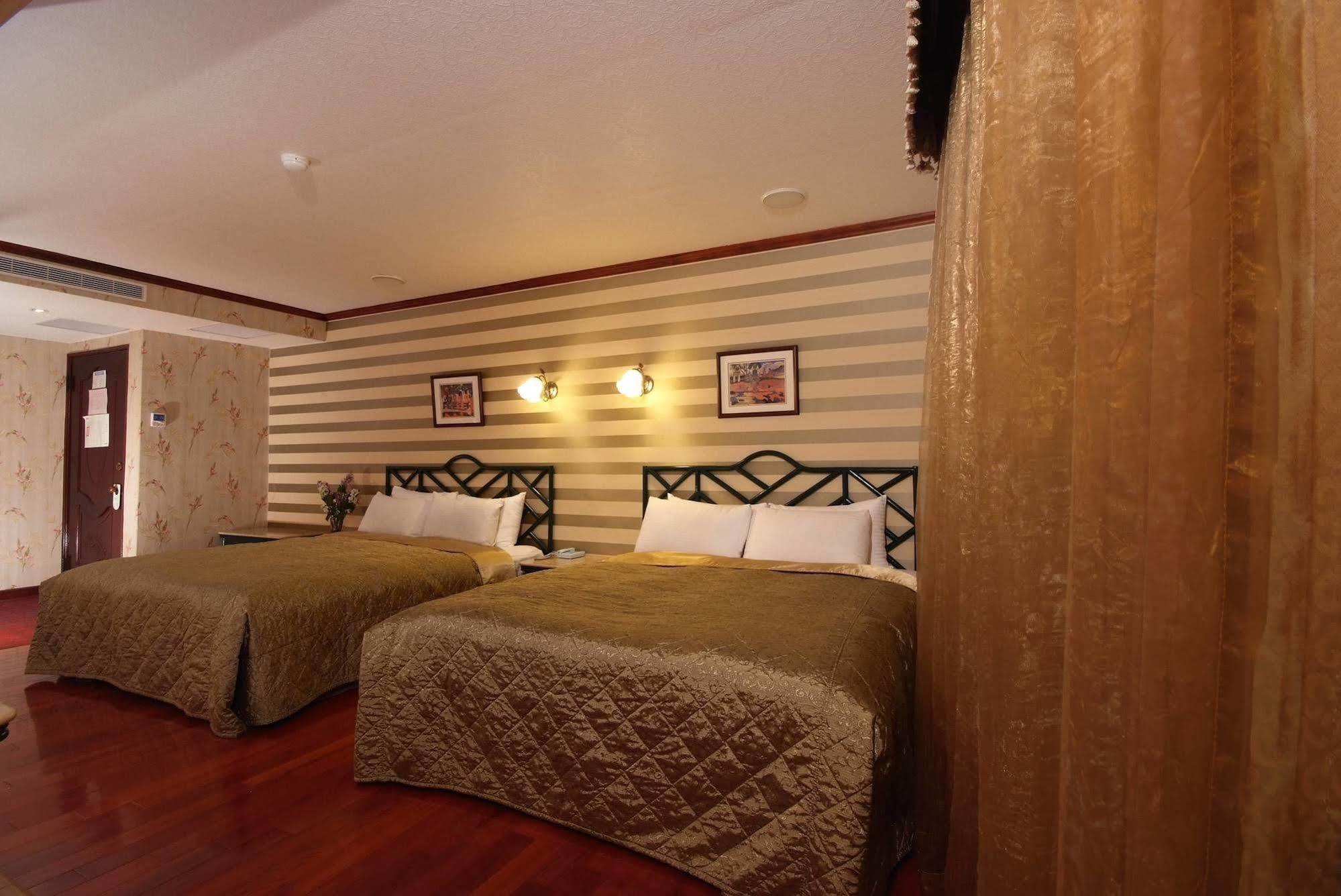 טאיפיי Pink Lotus Hotel מראה חיצוני תמונה