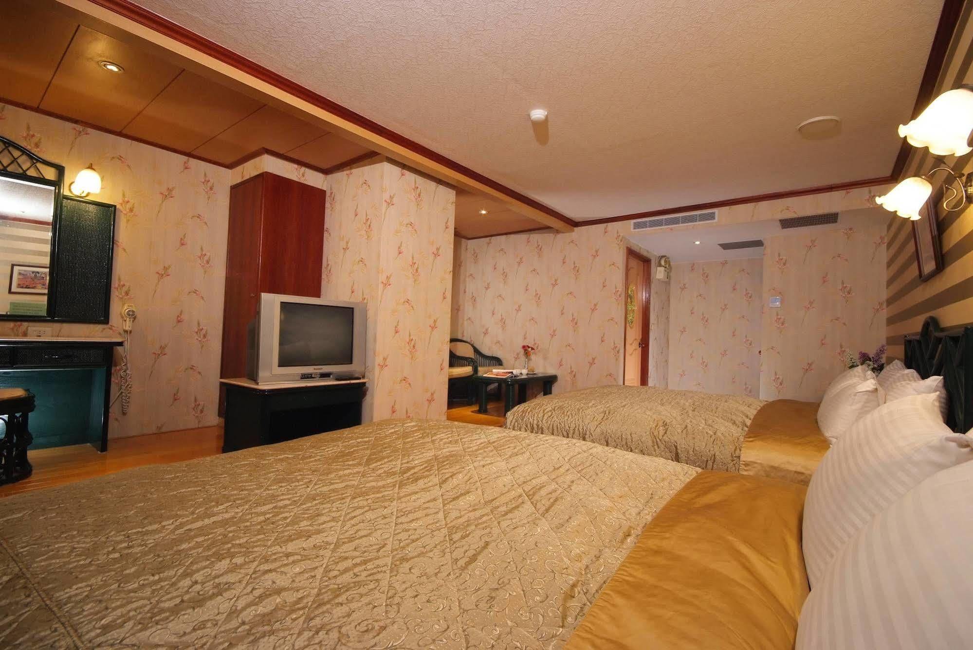 טאיפיי Pink Lotus Hotel מראה חיצוני תמונה